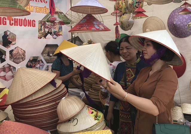 637561491520498907-non-lang-chuong.jpg